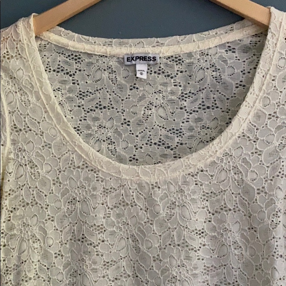 Lace top - Picture 3 of 3